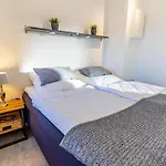 2- Zimmer- Luxus Mit Eigener Sauna *